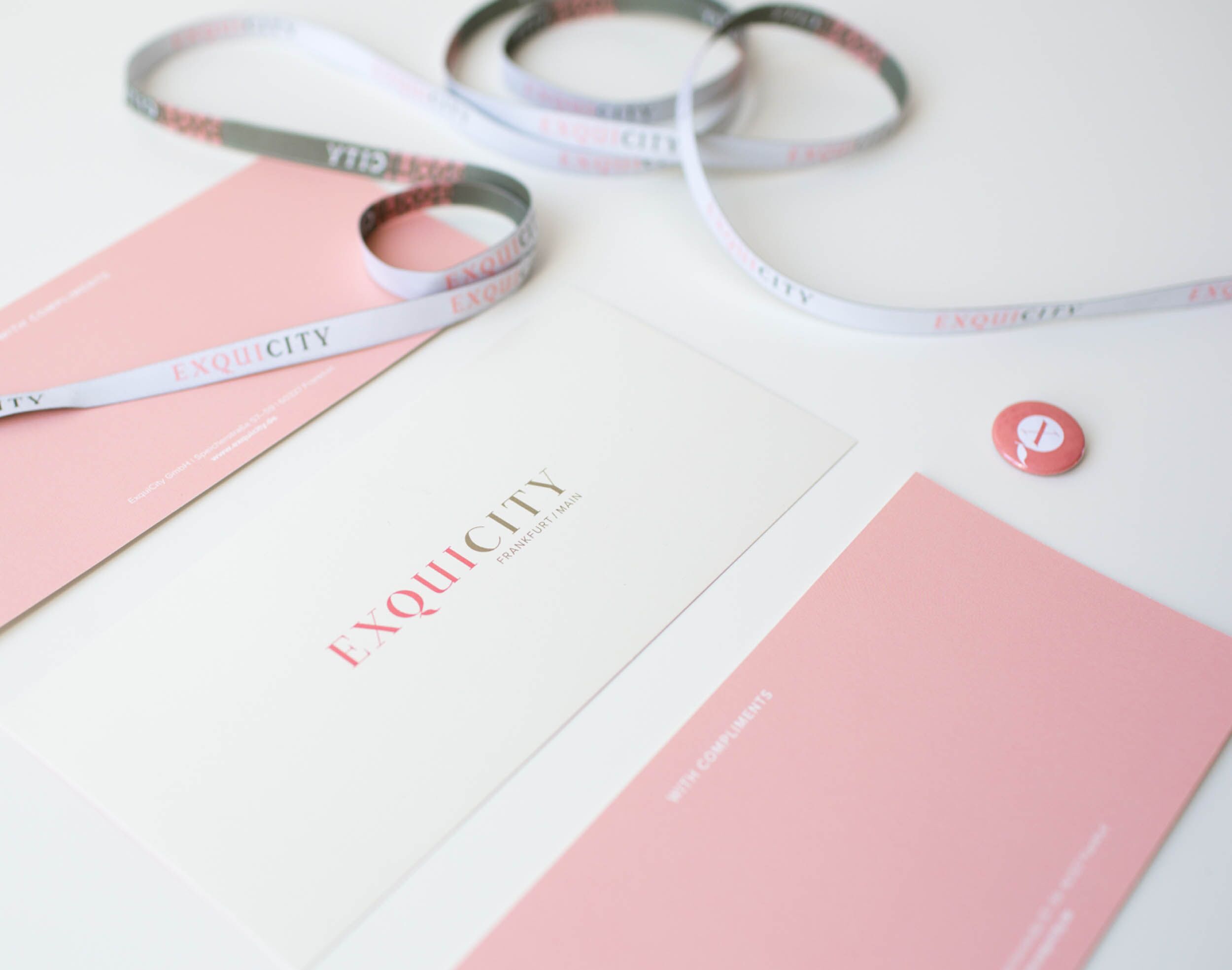 EXQUICITY - Naming \ Logo \ Corporate Design \ Geschäftsausstattung \ Website \ Programm \ Fahrzeugbranding